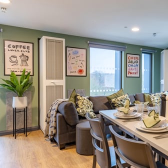 Silver En Suite - Image 6